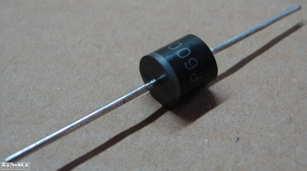 P600G, dióda