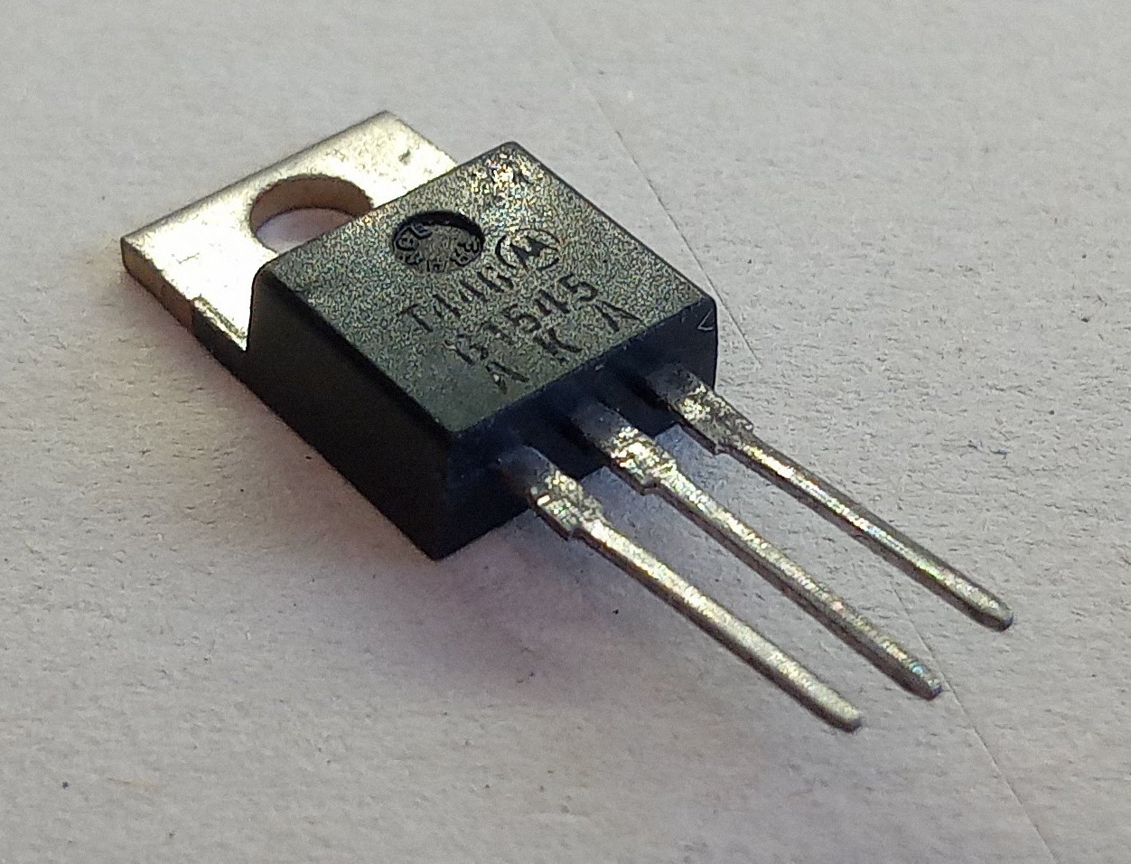 Bridge Rectifier KBP307 - 3-Pack, 700V 3A Full Wave, Flat Rectifiers