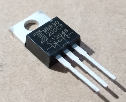 MBR30200CT, schottky dióda