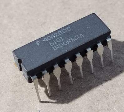 4042BDC, cmos logikai áramkör