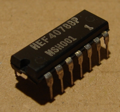 HEF4078(BP) = CD4078, cmos logikai áramkör
