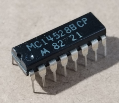 MC14528BCP, cmos logikai áramkör