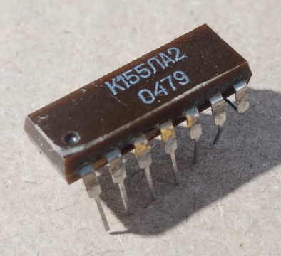 К155ЛА2 = SN7430, integrált áramkör