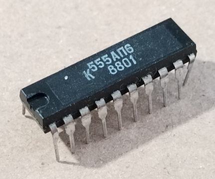 К555АП6 = 74LS245, integrált áramkör