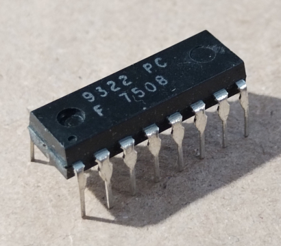 F9322PC = SN74157, integrált áramkör