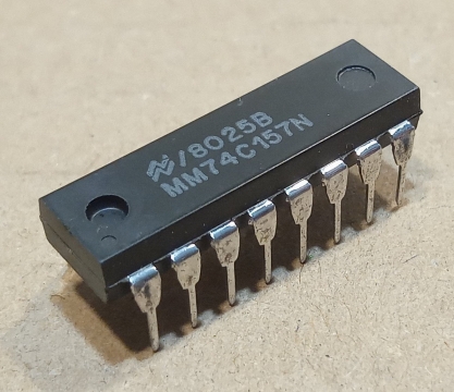 MM74C157N, integrált áramkör