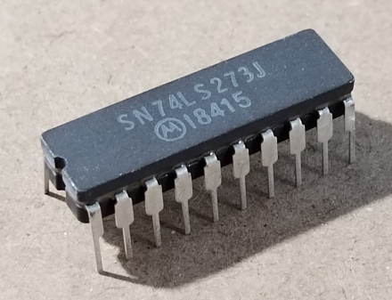 SN74LS273J, integrált áramkör