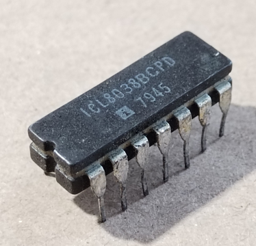 ICL8038CPD, cmos logikai áramkör