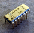ML747M, integrált áramkör