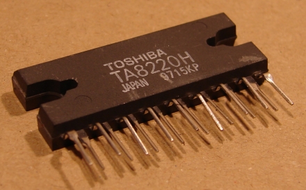 TA8220H, integrált áramkör