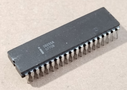 D8255A-5, integrált áramkör