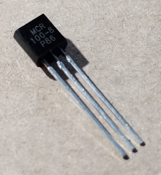 MCR100-8, tirisztor
