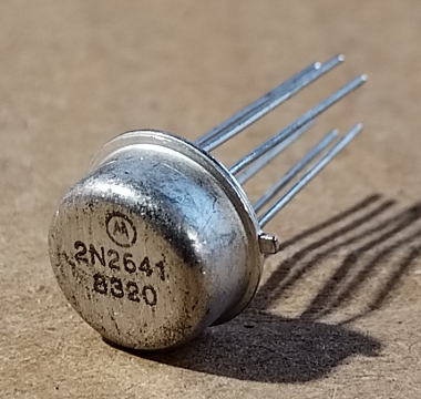 2N2641, duál tranzisztor