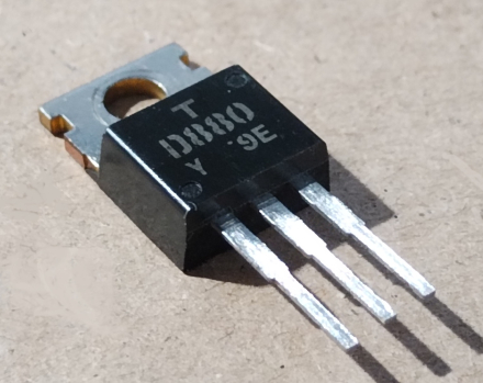 2SD880, tranzisztor
