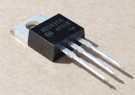 BD243C, tranzisztor