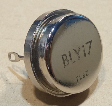 BLY17, tranzisztor