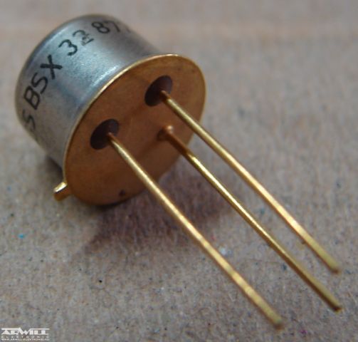 BSX32, tranzisztor