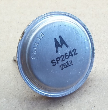 SP2642, tranzisztor