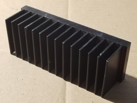 Hűtőborda, 111x38x33