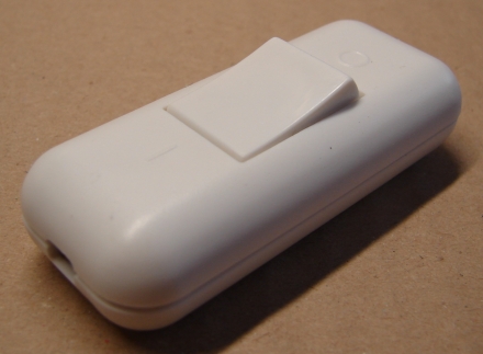 Hálózati billenő kapcsoló