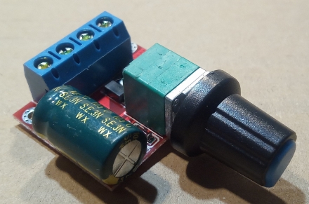 DC motor fordulat szabályozó modul