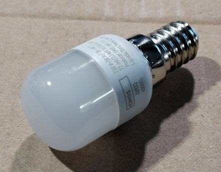 E-14 LED izzó, hűtőgép