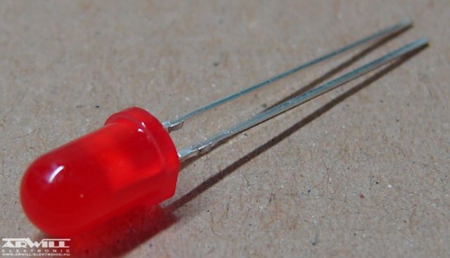 Piros led, 5mm