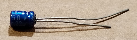 0,22uF, 50V, SUBMINI, elektrolit kondenzátor