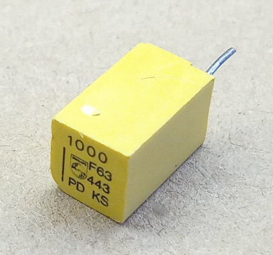 1000pF, 63V, kondenzátor