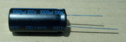 1000uF, 100V, elektrolit kondenzátor