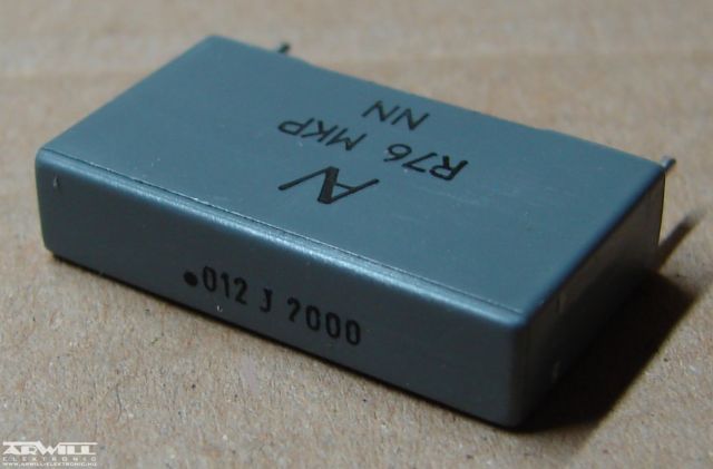 12nF, 2000V, kondenzátor