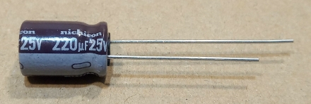220uF, 25V, LOW ESR, elektrolit kondenzátor