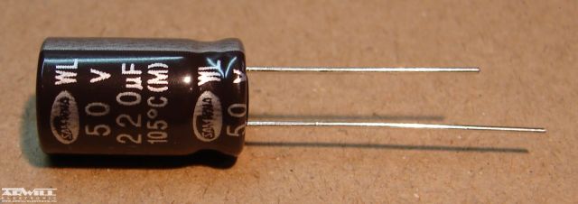 220uF, 50V, LOW ESR, elektrolit kondenzátor