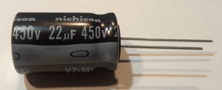 22uF, 450V, elektrolit kondenzátor