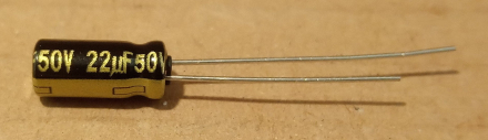 22uF, 50V, LOW ESR, elektrolit kondenzátor