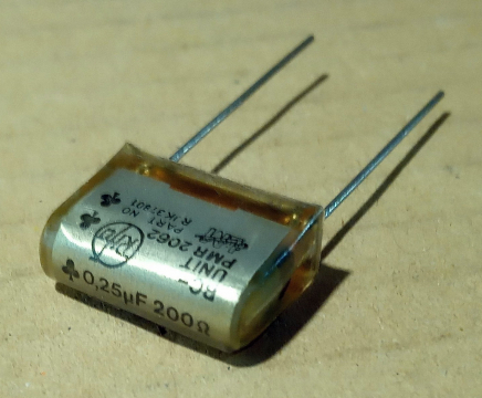 250nF + 200R, 250V, RC zavarszűrő