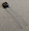 3,9nF, 100V, kondenzátor