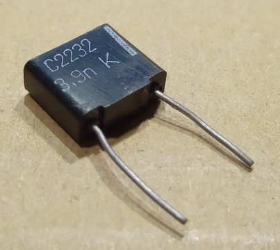 3,9nF, 63V, kondenzátor