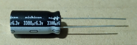 3300uF, 6,3V, elektrolit kondenzátor