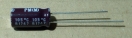 33uF, 100V, LOW ESR, elektrolit kondenzátor