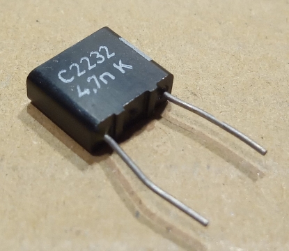 4,7nF, 63V, kondenzátor