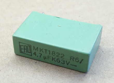 4,7uF, 63V, kondenzátor
