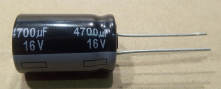 4700uF, 16V, LOW ESR, elektrolit kondenzátor