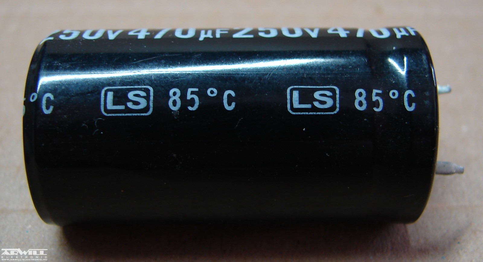 2 pezzi 470uF 250V 470MFD 250Volt Condensatore 2 pezzi 470uF 250V 470MFD 250Volt Condensatore
