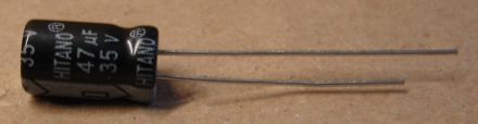 47uF, 35V, elektrolit kondenzátor