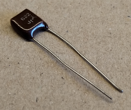 6,2nF, 100V, kondenzátor