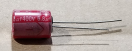 6,8uF, 400V, elektrolit kondenzátor