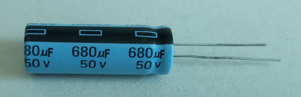 680uF, 50V, LOW ESR, elektrolit kondenzátor