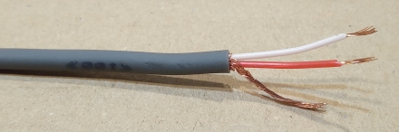 Árnyékolt kábel, 2 ér