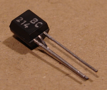 BC214, tranzisztor